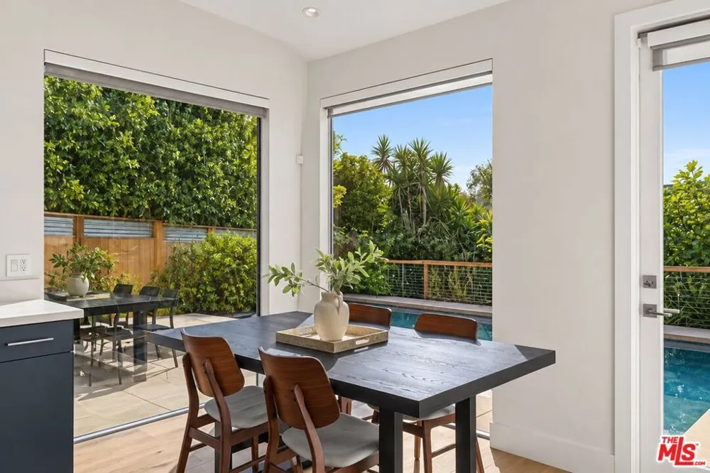3731 Toland Way Los Angeles, CA 90065