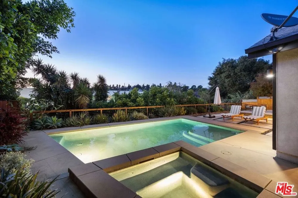 3731 Toland Way Los Angeles, CA 90065