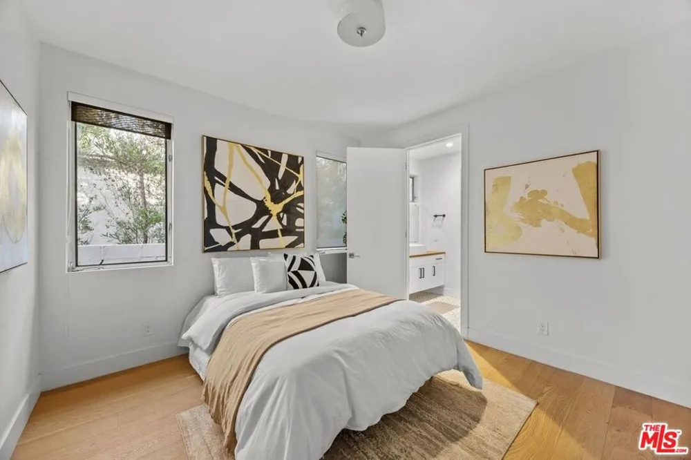 3731 Toland Way Los Angeles, CA 90065