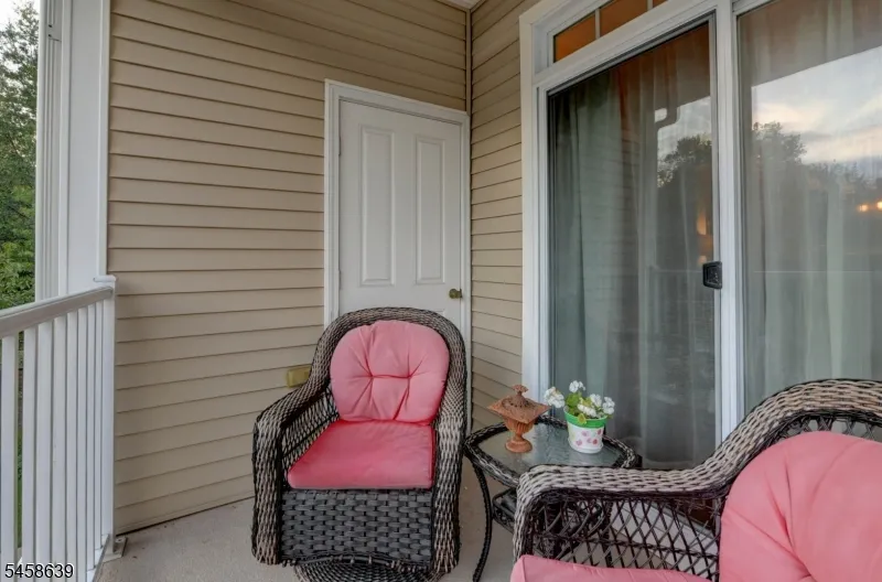 102 River Pl Butler, NJ 07405