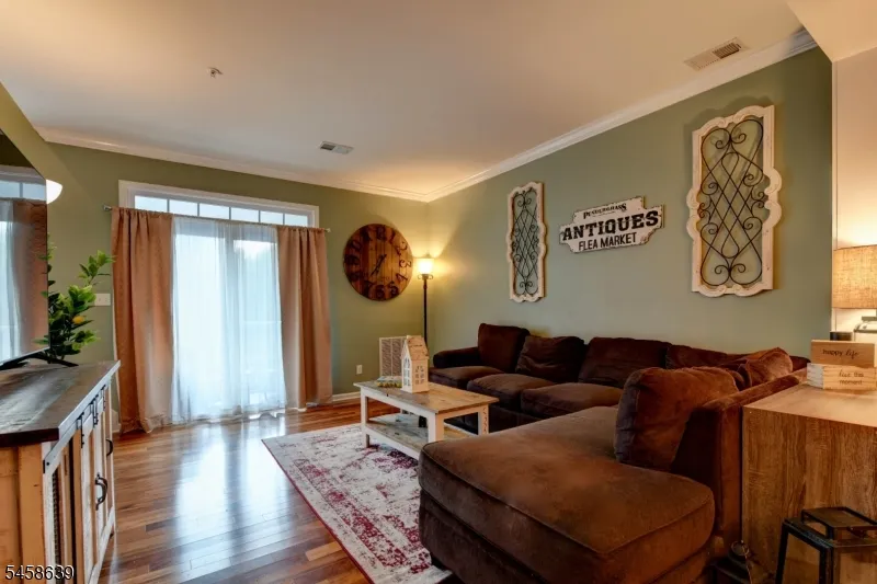 102 River Pl Butler, NJ 07405