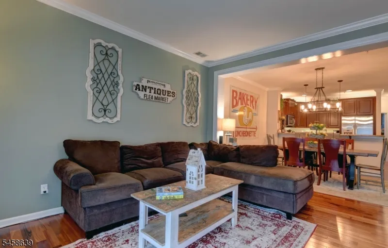 102 River Pl Butler, NJ 07405