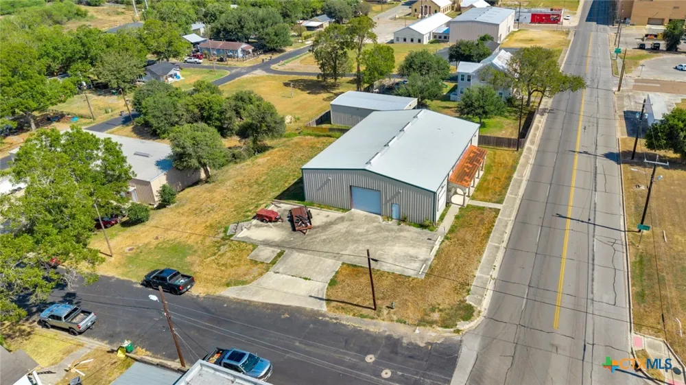207 S Moody Street Victoria, TX 77901