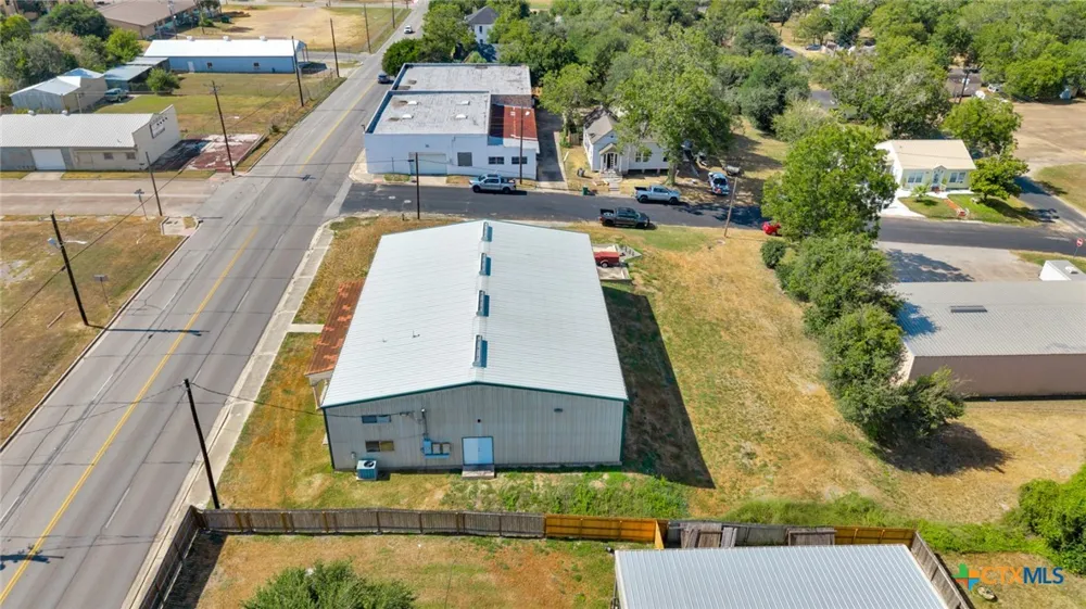 207 S Moody Street Victoria, TX 77901