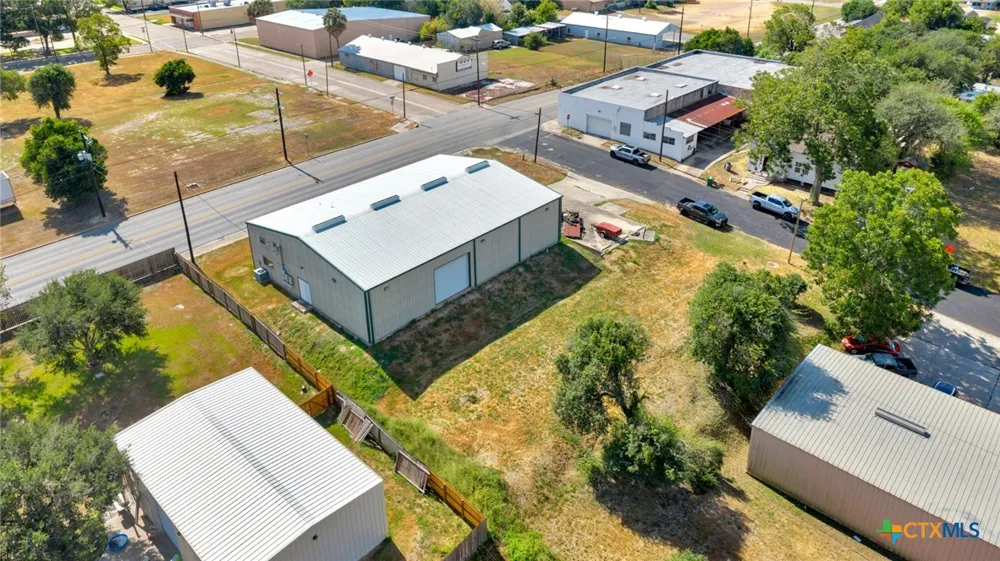207 S Moody Street Victoria, TX 77901