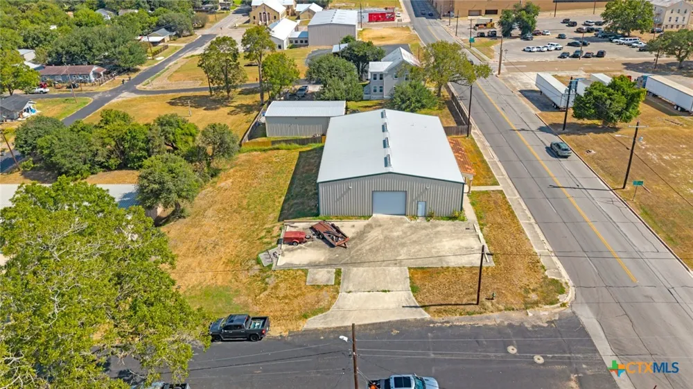 207 S Moody Street Victoria, TX 77901
