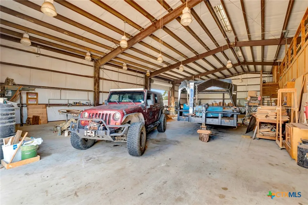 207 S Moody Street Victoria, TX 77901