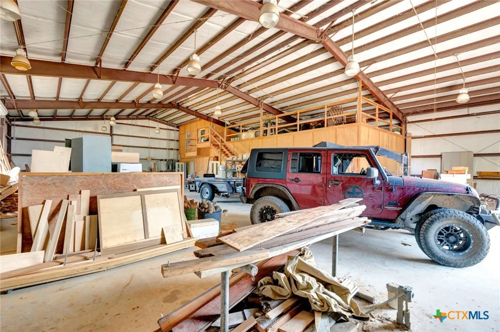 207 S Moody Street Victoria, TX 77901