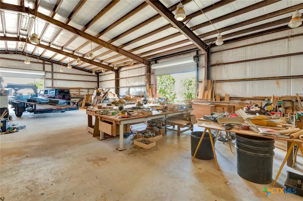 207 S Moody Street Victoria, TX 77901