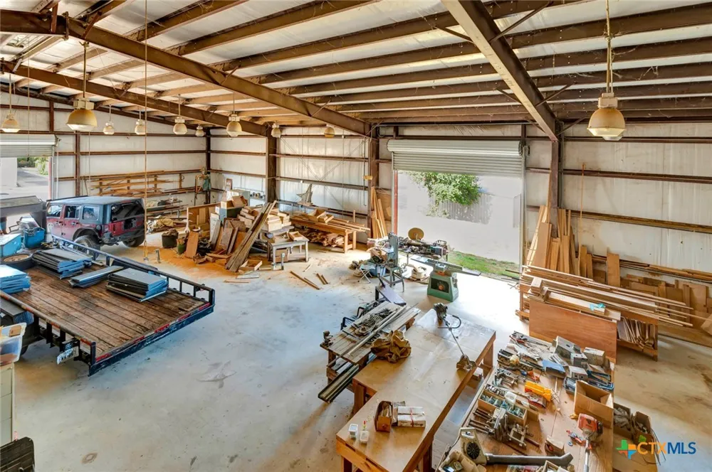 207 S Moody Street Victoria, TX 77901
