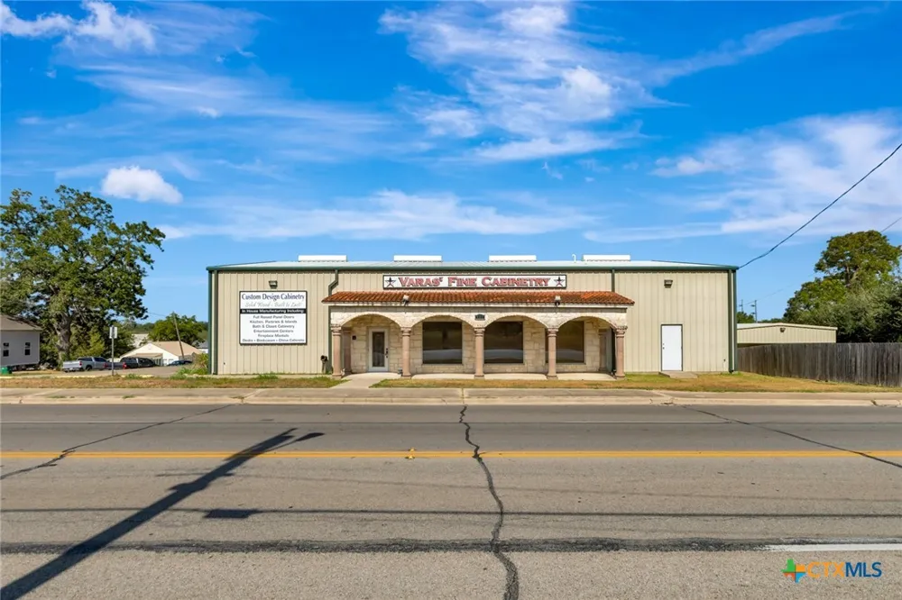 207 S Moody Street Victoria, TX 77901