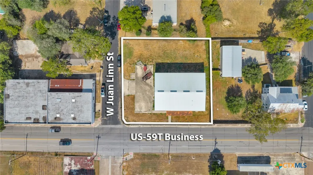 207 S Moody Street Victoria, TX 77901