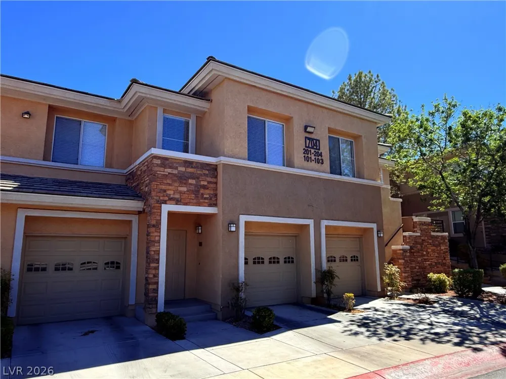 704 Peachy Canyon Circle #203 Las Vegas, NV 89144