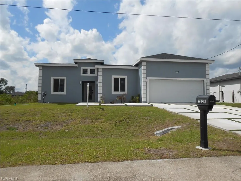 2809 55th Street W Lehigh Acres, FL 33971
