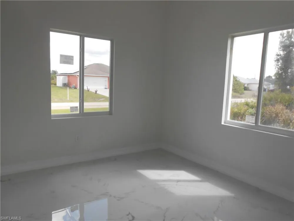 2809 55th Street W Lehigh Acres, FL 33971