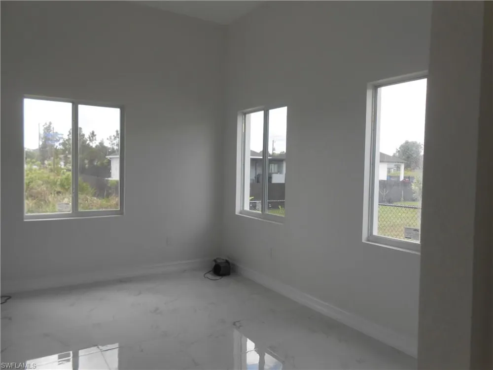 2809 55th Street W Lehigh Acres, FL 33971