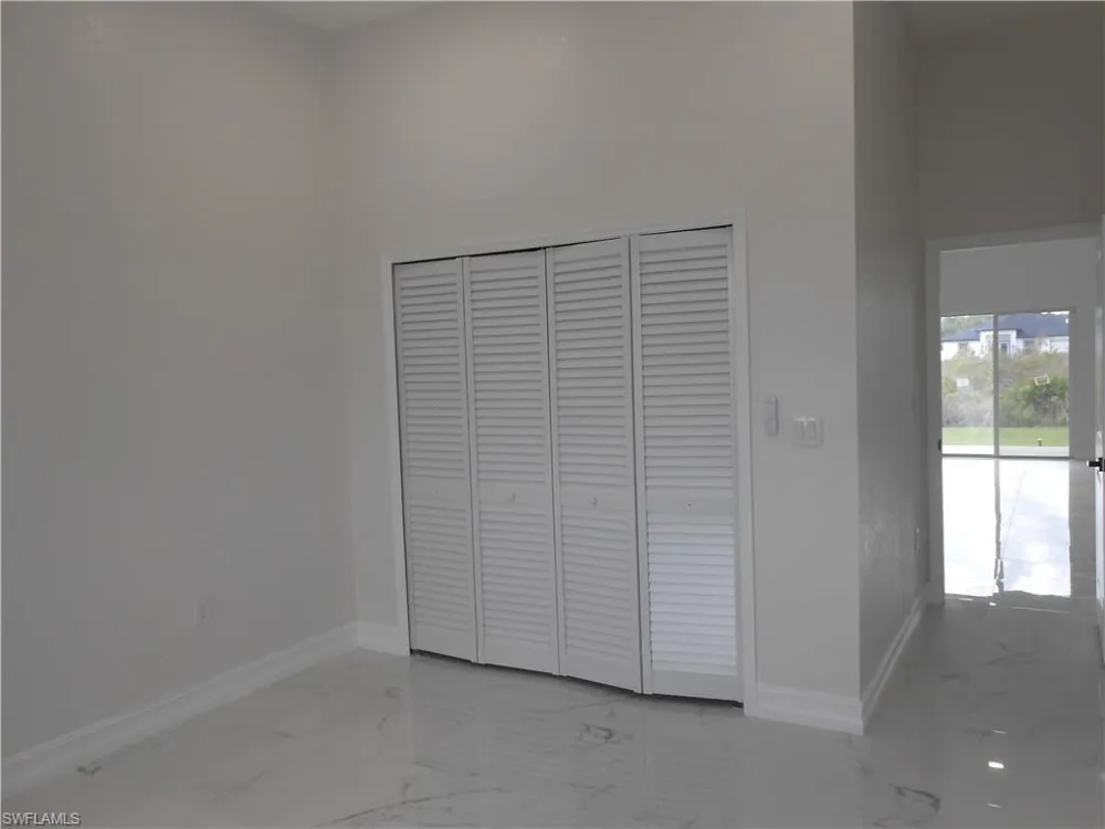 2809 55th Street W Lehigh Acres, FL 33971