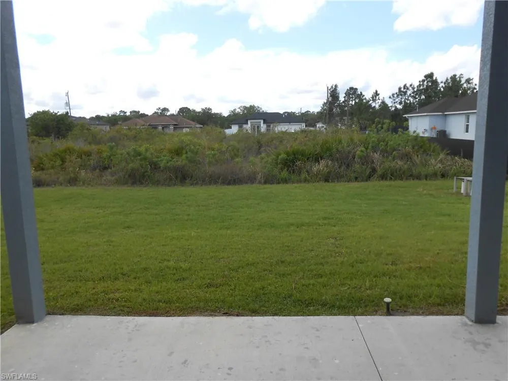 2809 55th Street W Lehigh Acres, FL 33971