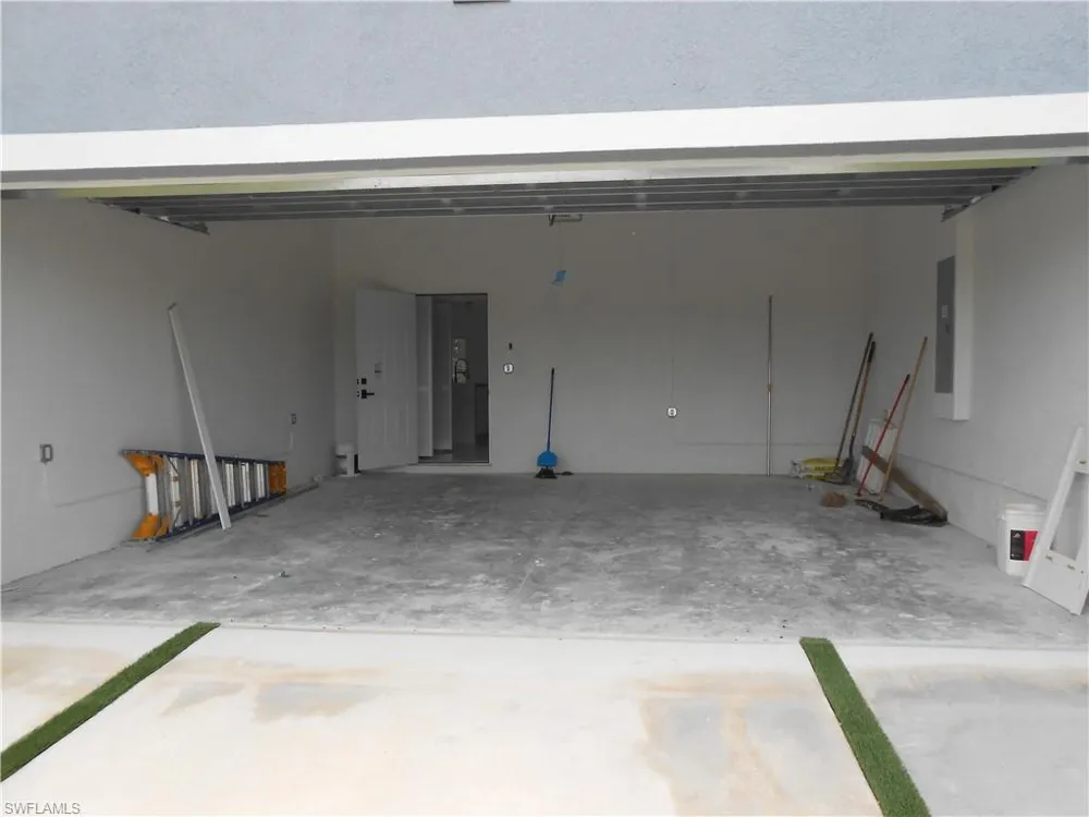 2809 55th Street W Lehigh Acres, FL 33971