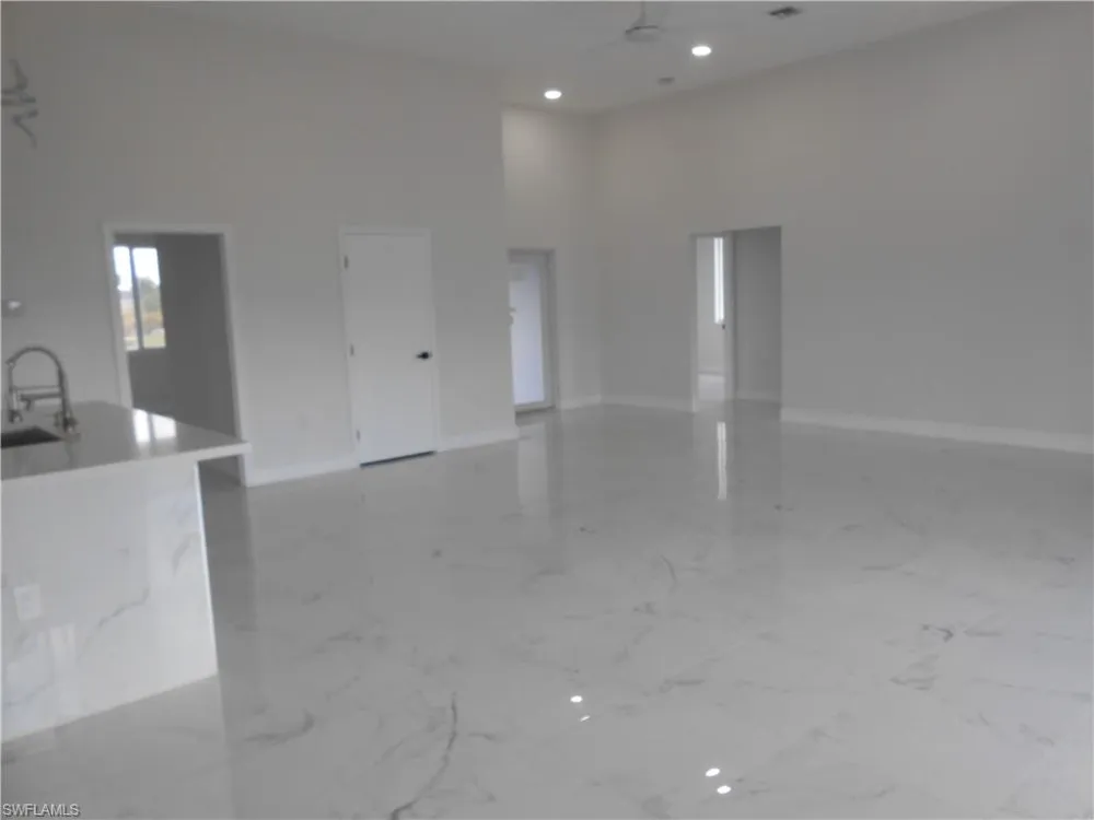 2809 55th Street W Lehigh Acres, FL 33971