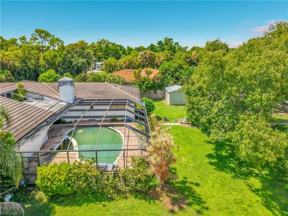 1864 Marina Circle North Fort Myers, FL 33903