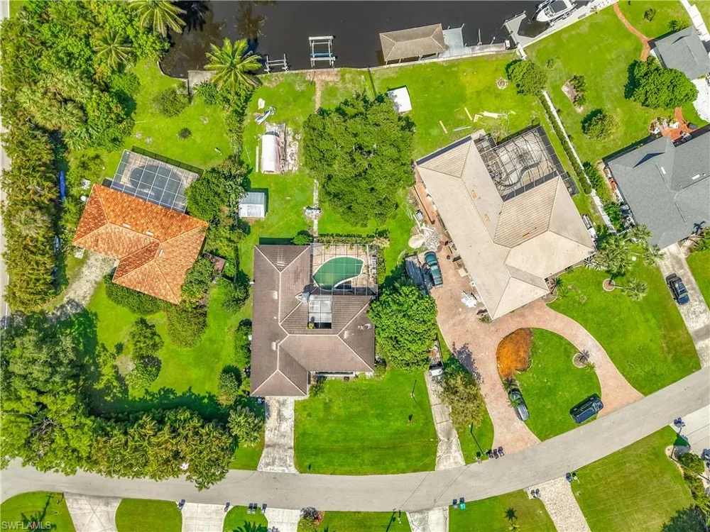 1864 Marina Circle North Fort Myers, FL 33903