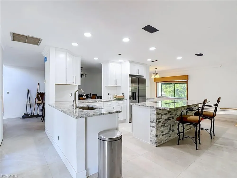 1864 Marina Circle North Fort Myers, FL 33903