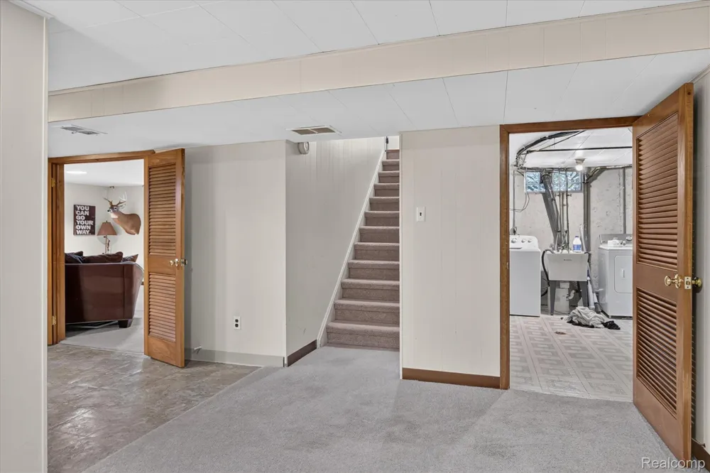 29848 Hathaway Street Livonia City, MI 48150