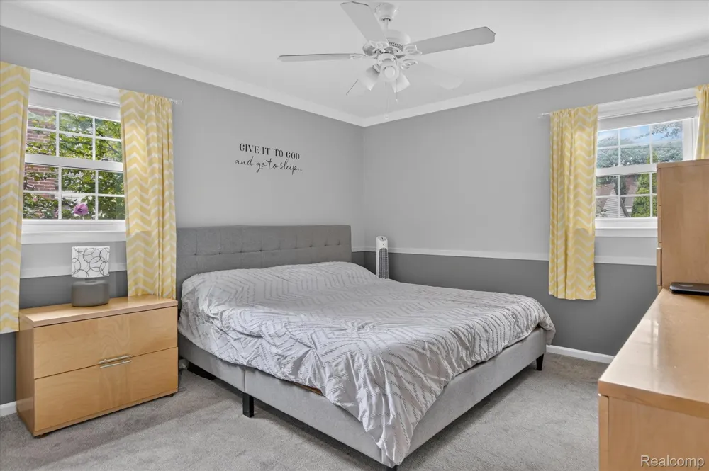 29848 Hathaway Street Livonia City, MI 48150