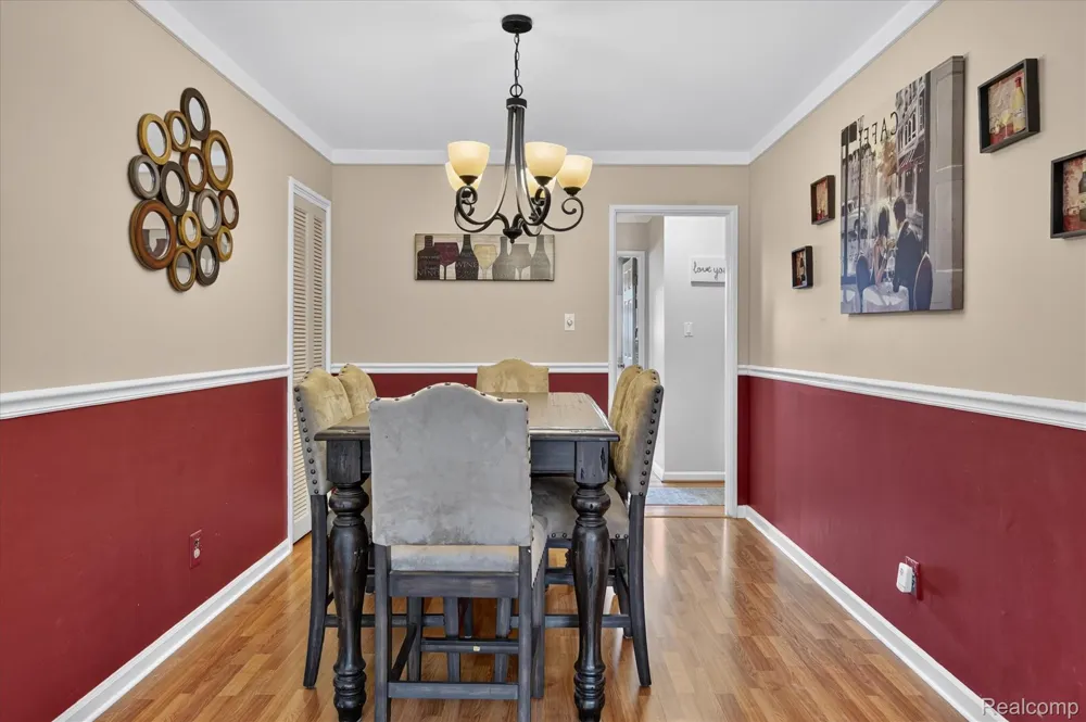 29848 Hathaway Street Livonia City, MI 48150