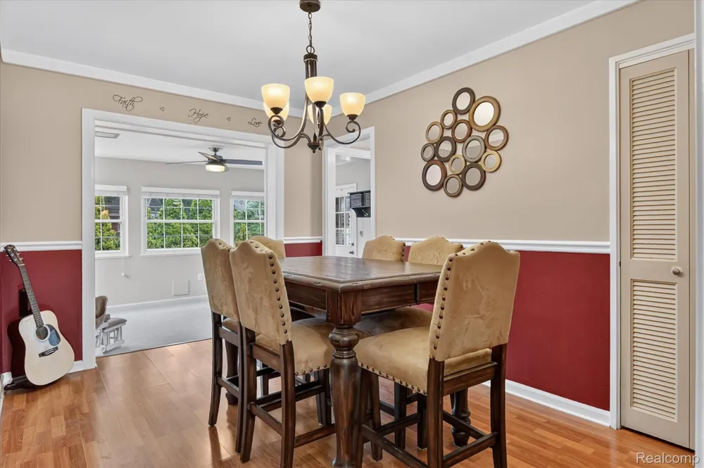 29848 Hathaway Street Livonia City, MI 48150