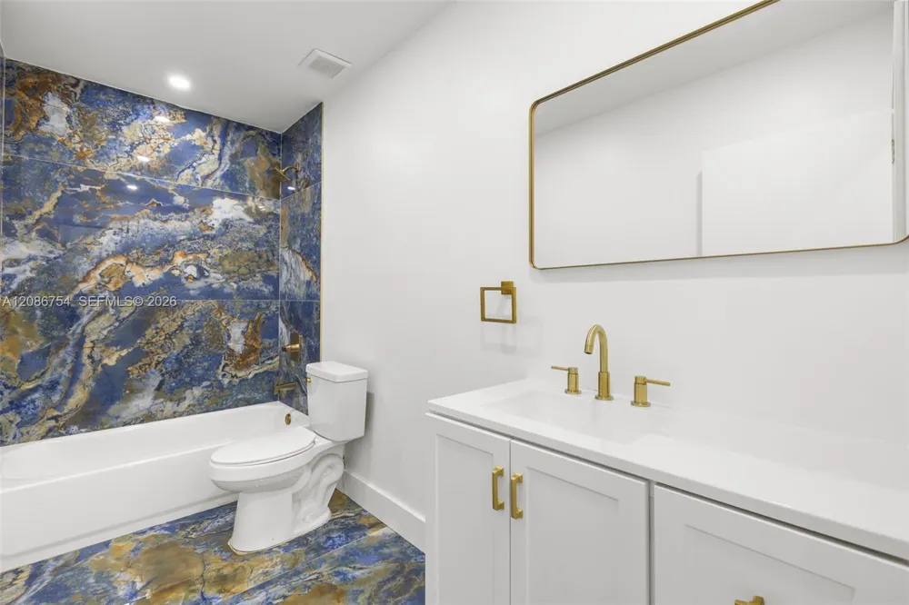 8253 W 14th Ct Hialeah, FL 33014