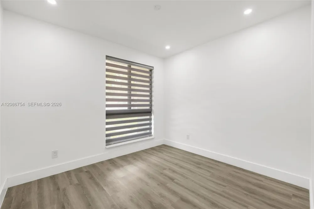 8253 W 14th Ct Hialeah, FL 33014