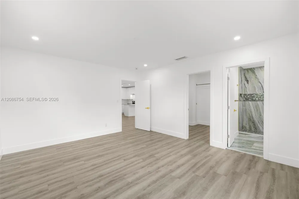 8253 W 14th Ct Hialeah, FL 33014
