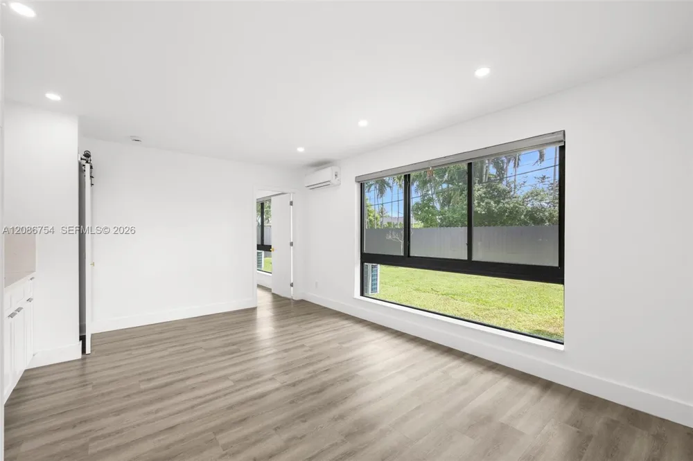 8253 W 14th Ct Hialeah, FL 33014