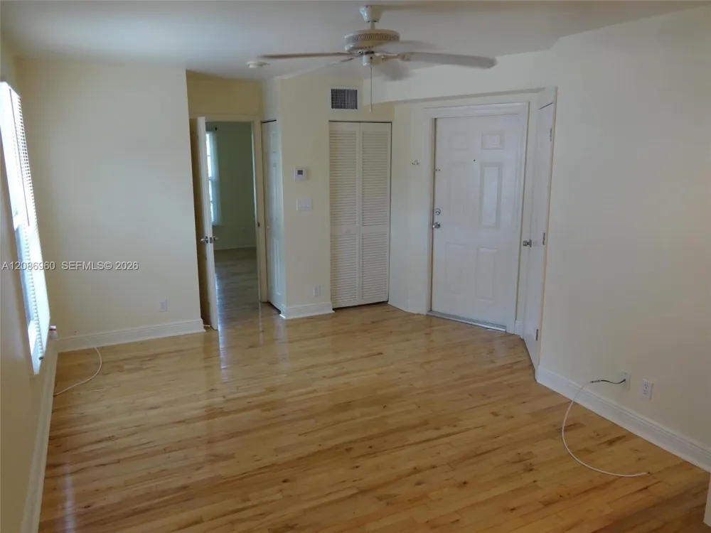 1212 SE 6th St #1-4 Fort Lauderdale, FL 33301