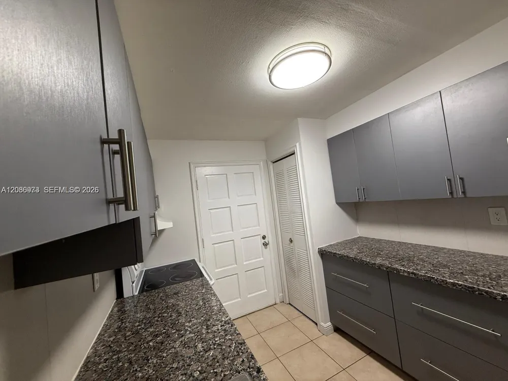 8600 SW 109th Ave #4-112 Miami, FL 33173