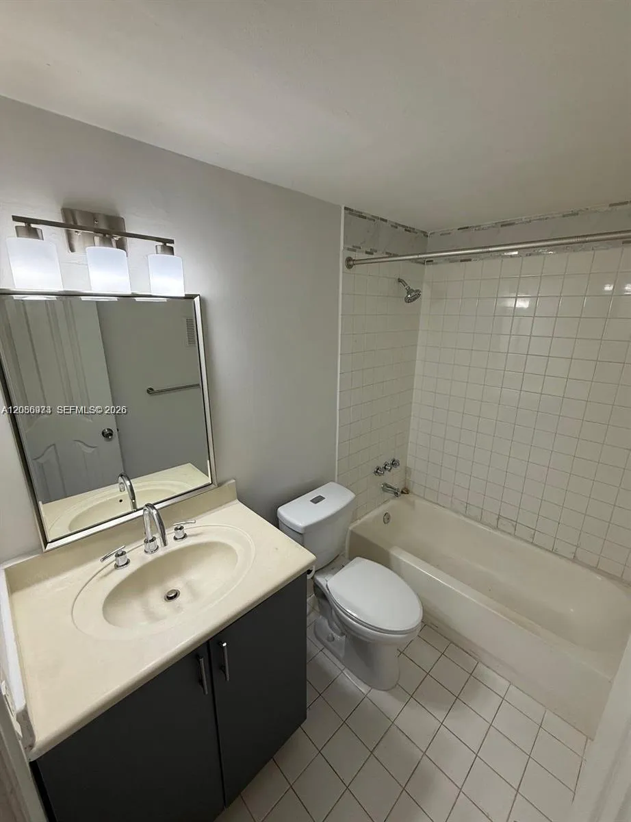 8600 SW 109th Ave #4-112 Miami, FL 33173