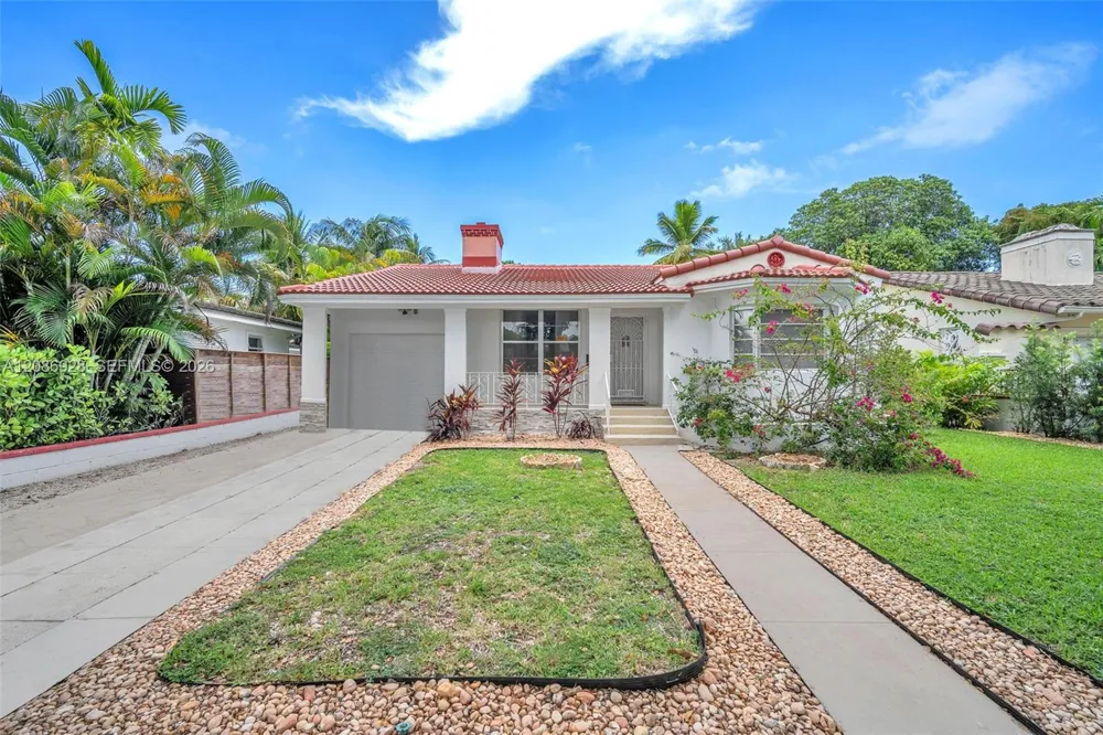 801 SW 24th Rd Miami, FL 33129