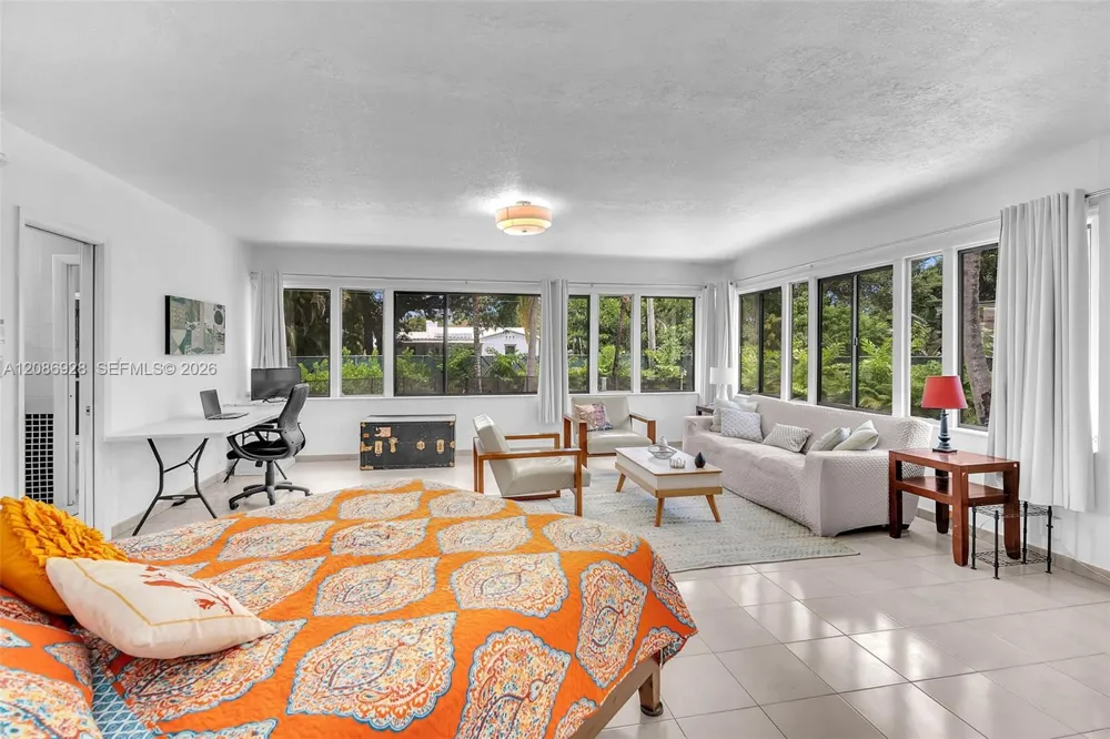 801 SW 24th Rd Miami, FL 33129