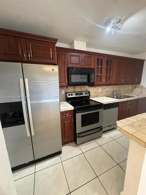 4610 NW 79th Ave #2C