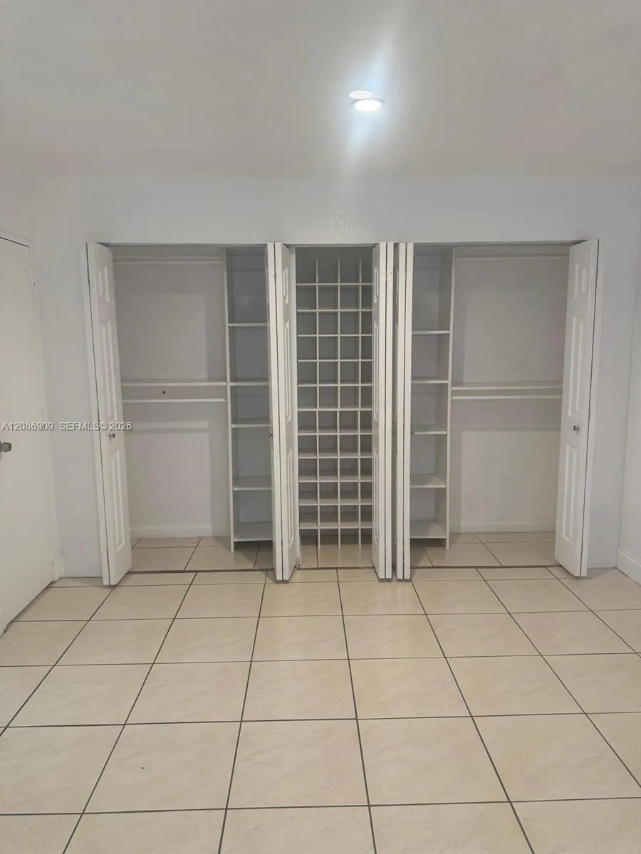 4610 NW 79th Ave #2C Doral, FL 33166