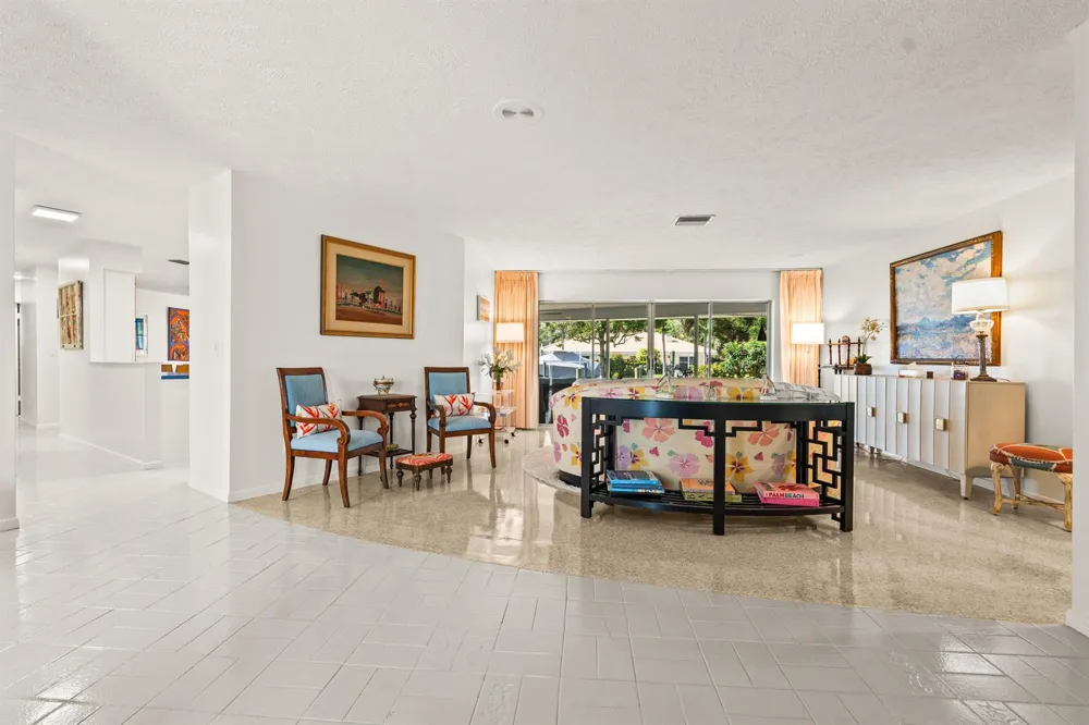 8945 SE HARBOR ISLAND WAY Hobe Sound, FL 33455