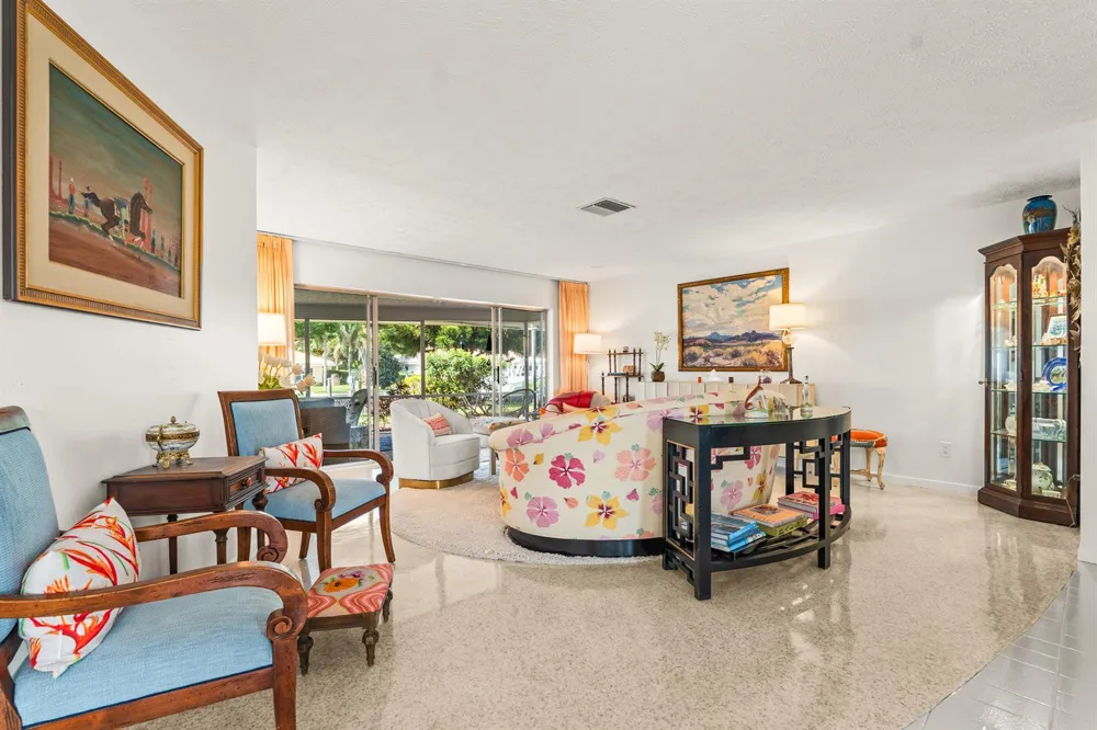 8945 SE HARBOR ISLAND WAY Hobe Sound, FL 33455