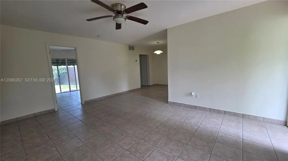 19851 SW 103rd Ct #19851 Cutler Bay, FL 33157