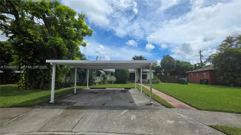 19851 SW 103rd Ct #19851 Cutler Bay, FL 33157