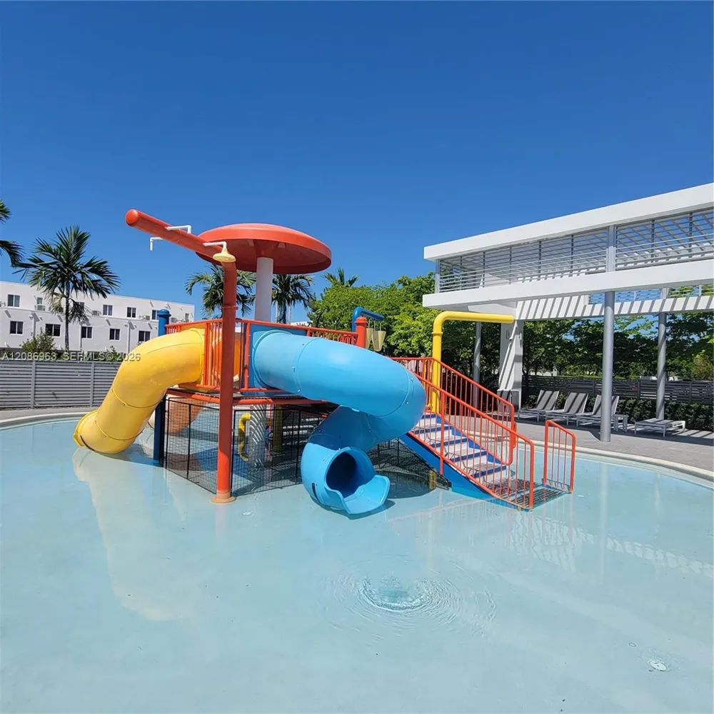 10275 NW 66th St Doral, FL 33178