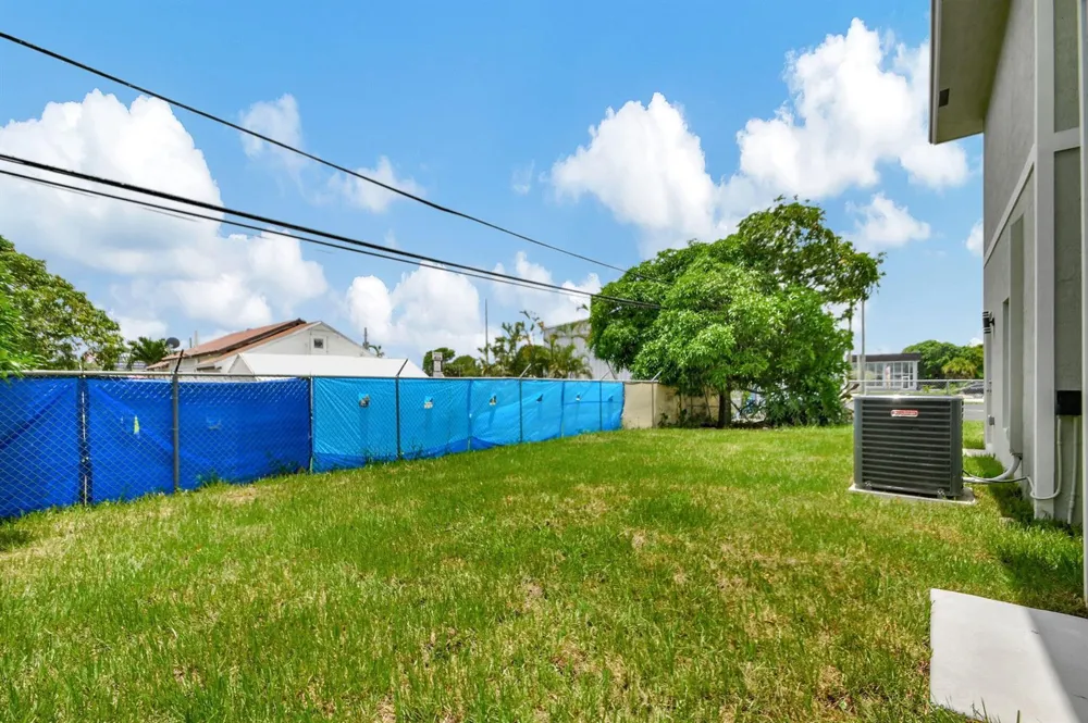 4456 Clinton Boulevard Lake Worth, FL 33461