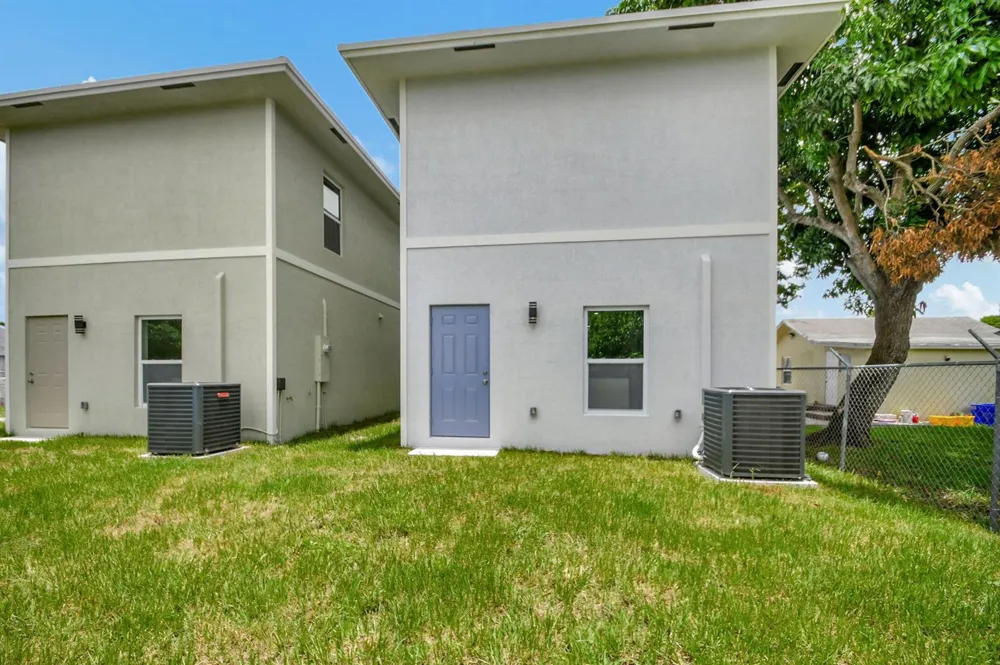 4456 Clinton Boulevard Lake Worth, FL 33461