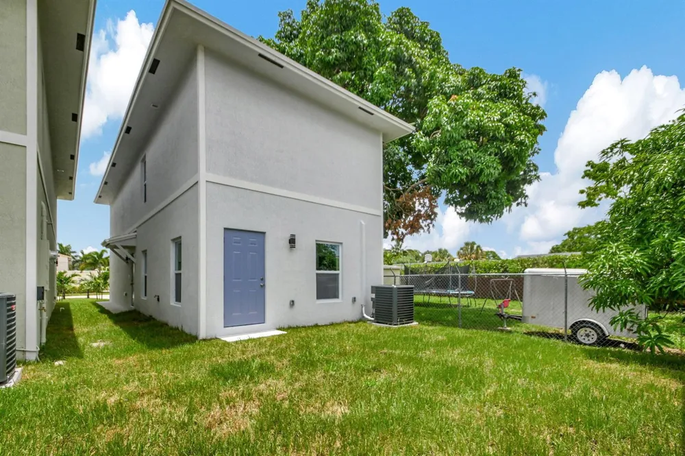 4456 Clinton Boulevard Lake Worth, FL 33461